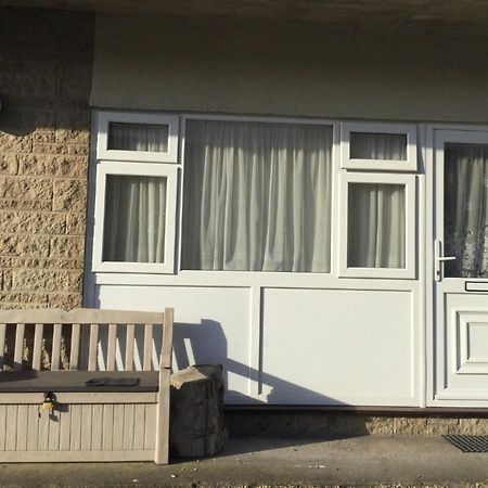 Hillview Apartment Брин Екстериор снимка