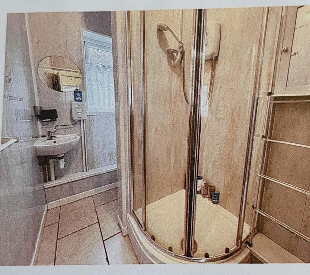 Hillview Apartment Брин Екстериор снимка