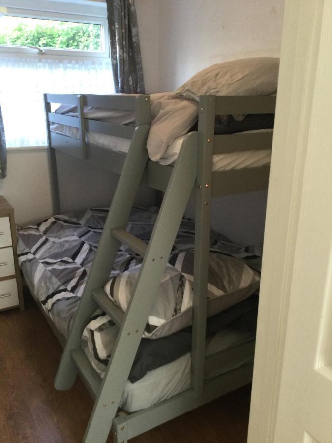 Hillview Apartment Брин Екстериор снимка