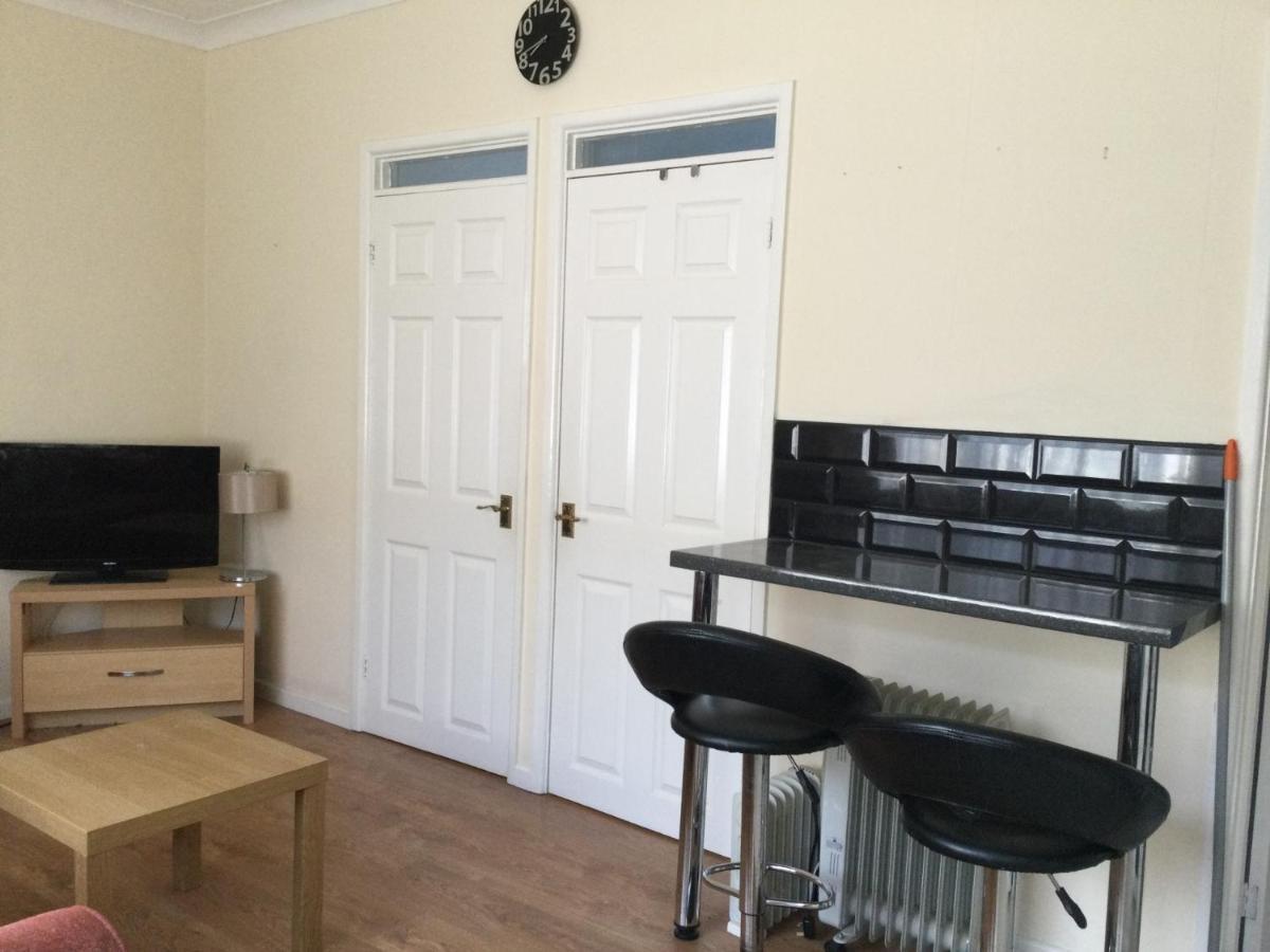 Hillview Apartment Брин Екстериор снимка